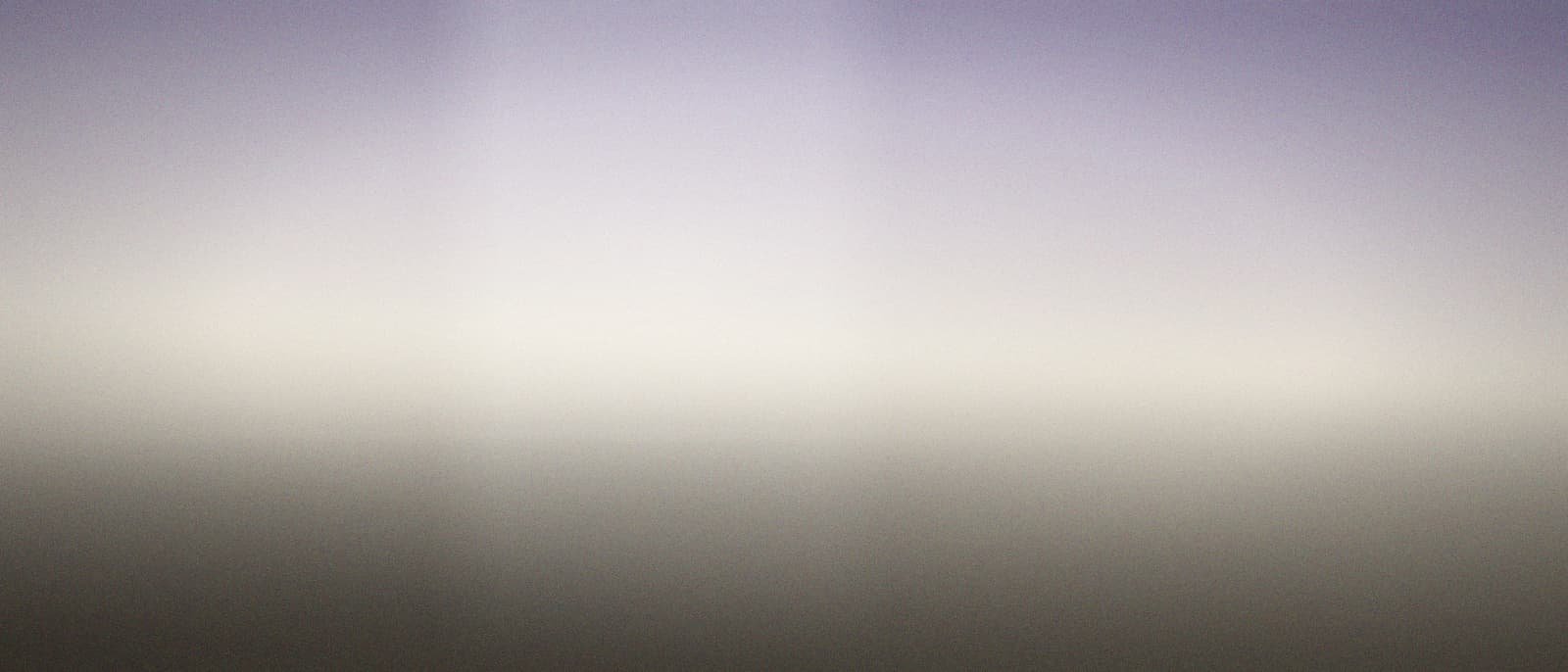 Dune et océan atlantique dans la brume du matin