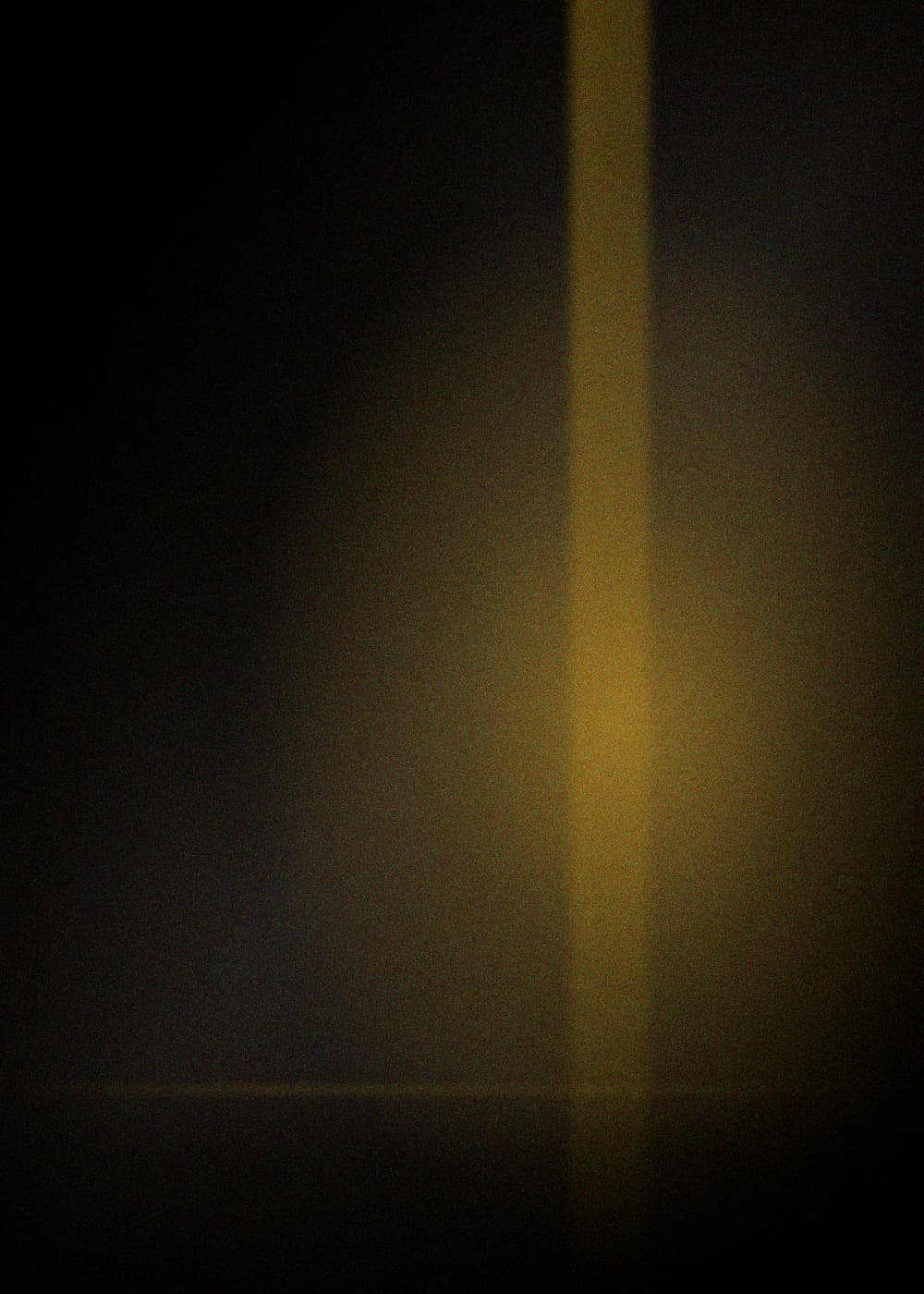 Reflet dans un miroir ancien
